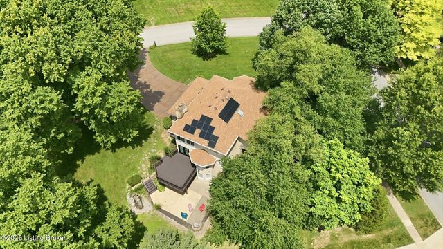 7642 Deer Meadow Dr, Louisville, KY 40241