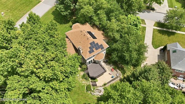 7642 Deer Meadow Dr, Louisville, KY 40241