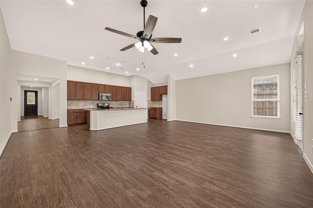 10051 Cimarron Canyon Lane, Magnolia, TX 77354