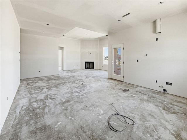 6800 Basswood Avenue, Bentonville, AR 72713