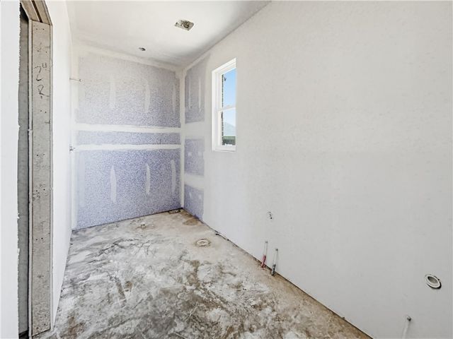 6800 Basswood Avenue, Bentonville, AR 72713