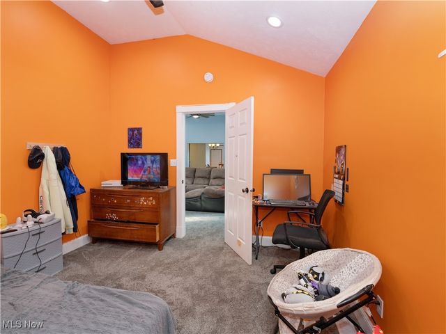 4391 Sandy Lake Road, Ravenna, OH 44266