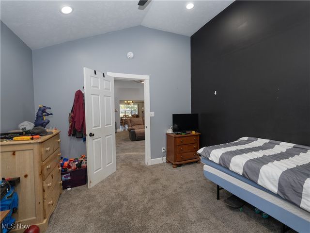 4391 Sandy Lake Road, Ravenna, OH 44266