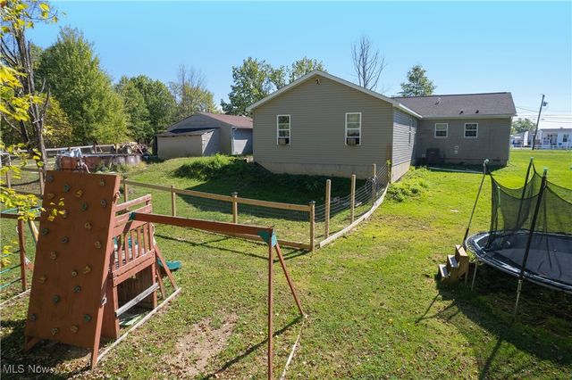 4391 Sandy Lake Road, Ravenna, OH 44266