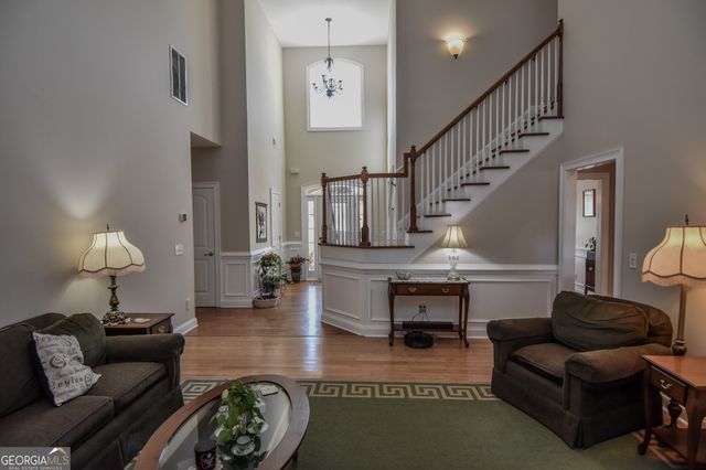 1200 WHITE OAK Way, Griffin, GA 30224