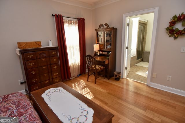 1200 WHITE OAK Way, Griffin, GA 30224