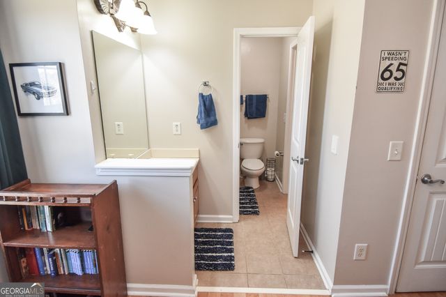 1200 WHITE OAK Way, Griffin, GA 30224