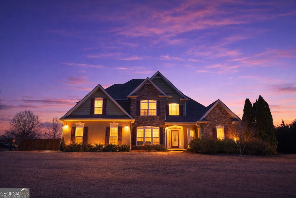 1200 WHITE OAK Way, Griffin, GA 30224