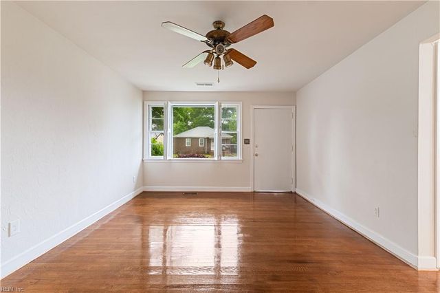 227 Twilley ST, Norfolk, VA 23503
