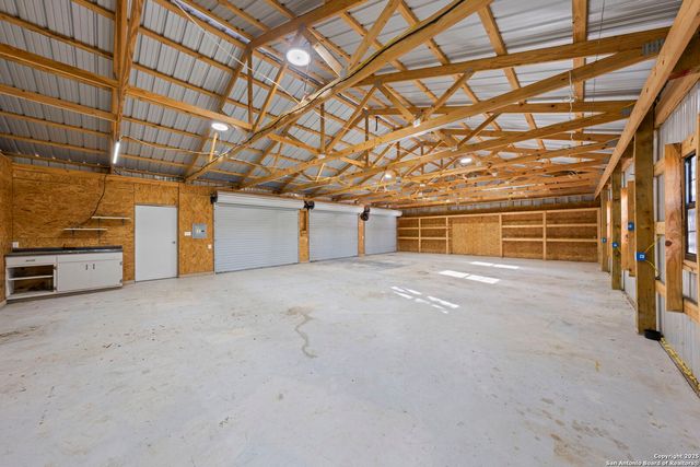 28 Ruger Rd, Fredericksburg, TX 78624