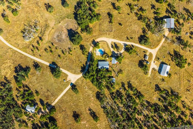 28 Ruger Rd, Fredericksburg, TX 78624