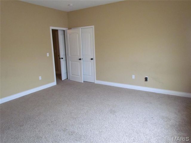 16233 Hershey Road, St Robert, MO 65584