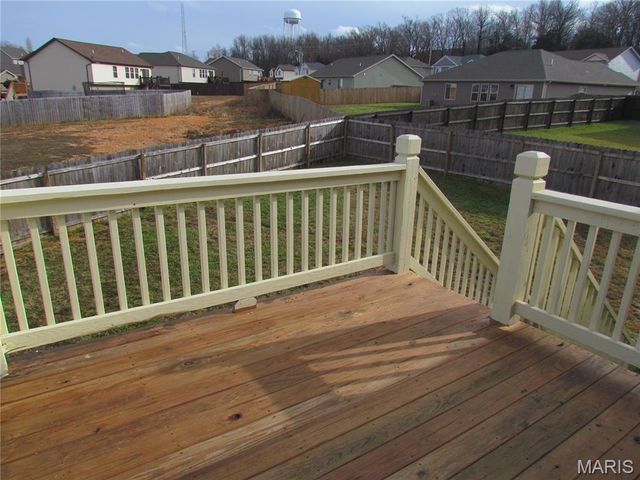 16233 Hershey Road, St Robert, MO 65584