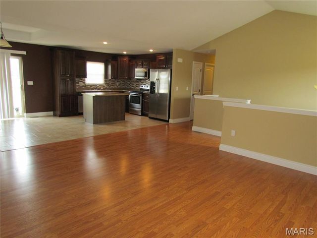 16233 Hershey Road, St Robert, MO 65584