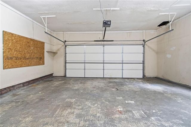 860 Regency Court, Lawrenceville, GA 30044