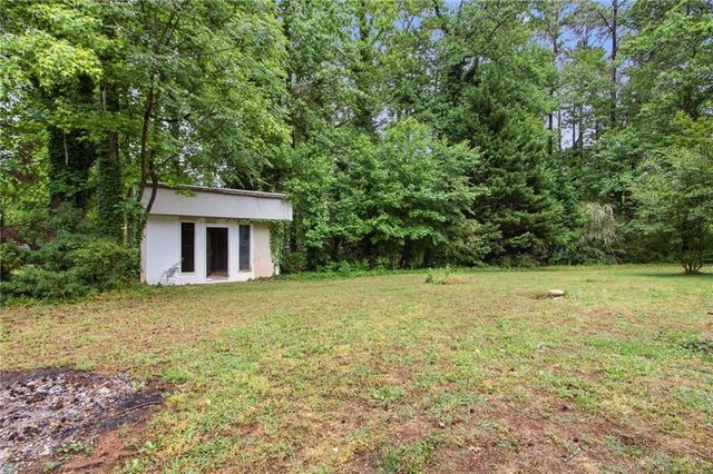 860 Regency Court, Lawrenceville, GA 30044