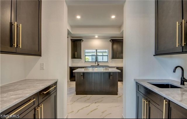 3505 NW 44th PL, Cape Coral, FL 33993