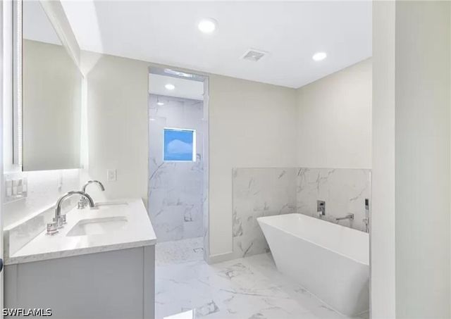 3505 NW 44th PL, Cape Coral, FL 33993