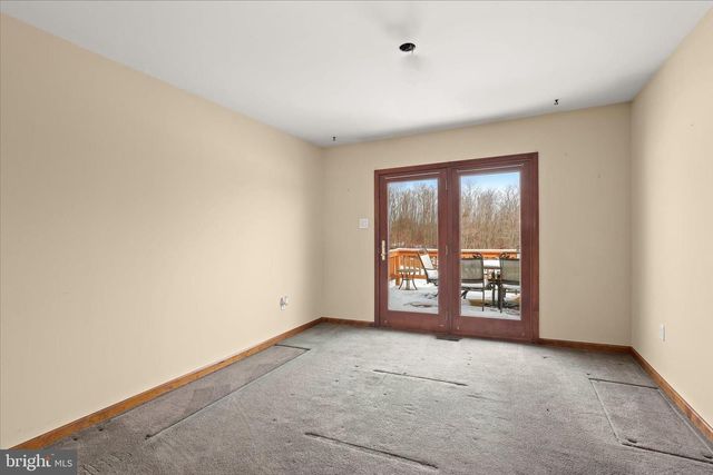 516 STONE RD, Westminster, MD 21158