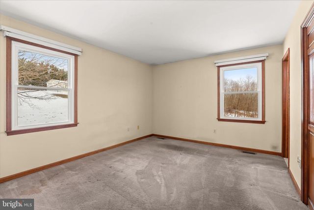 516 STONE RD, Westminster, MD 21158