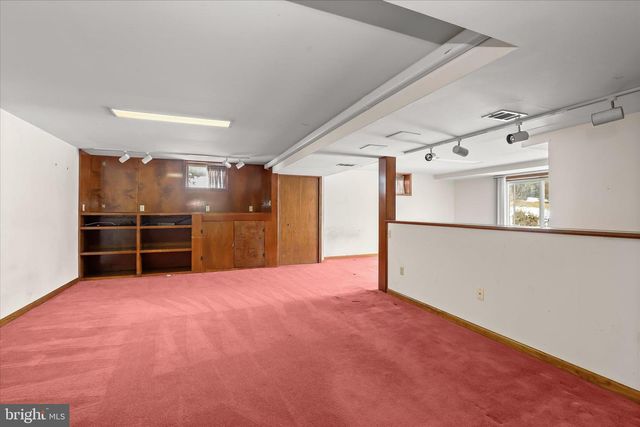 516 STONE RD, Westminster, MD 21158