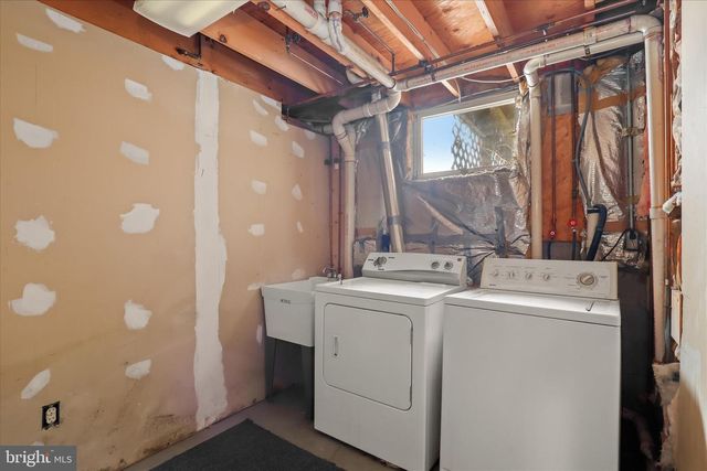 516 STONE RD, Westminster, MD 21158