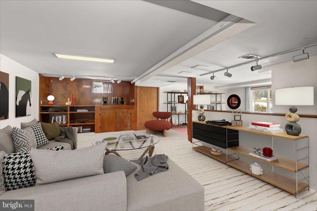 516 STONE RD, Westminster, MD 21158