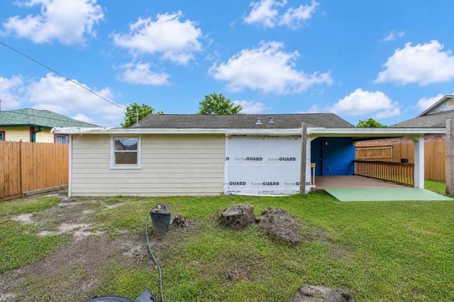 9414 Ashville Drive, Houston, TX 77051