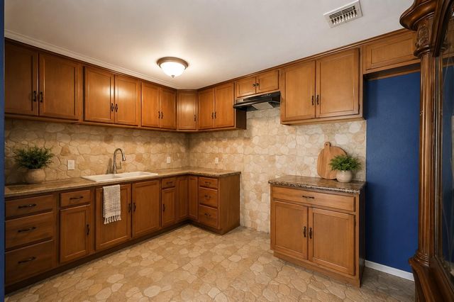 9414 Ashville Drive, Houston, TX 77051