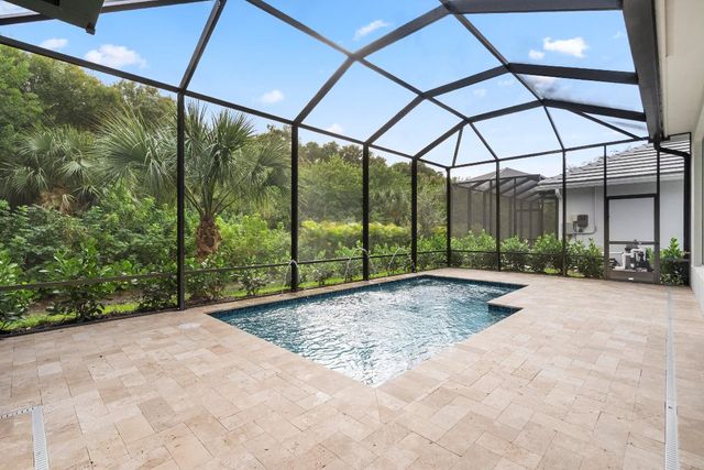 4237 Lucaya Pointe Way, Vero Beach, FL 32967