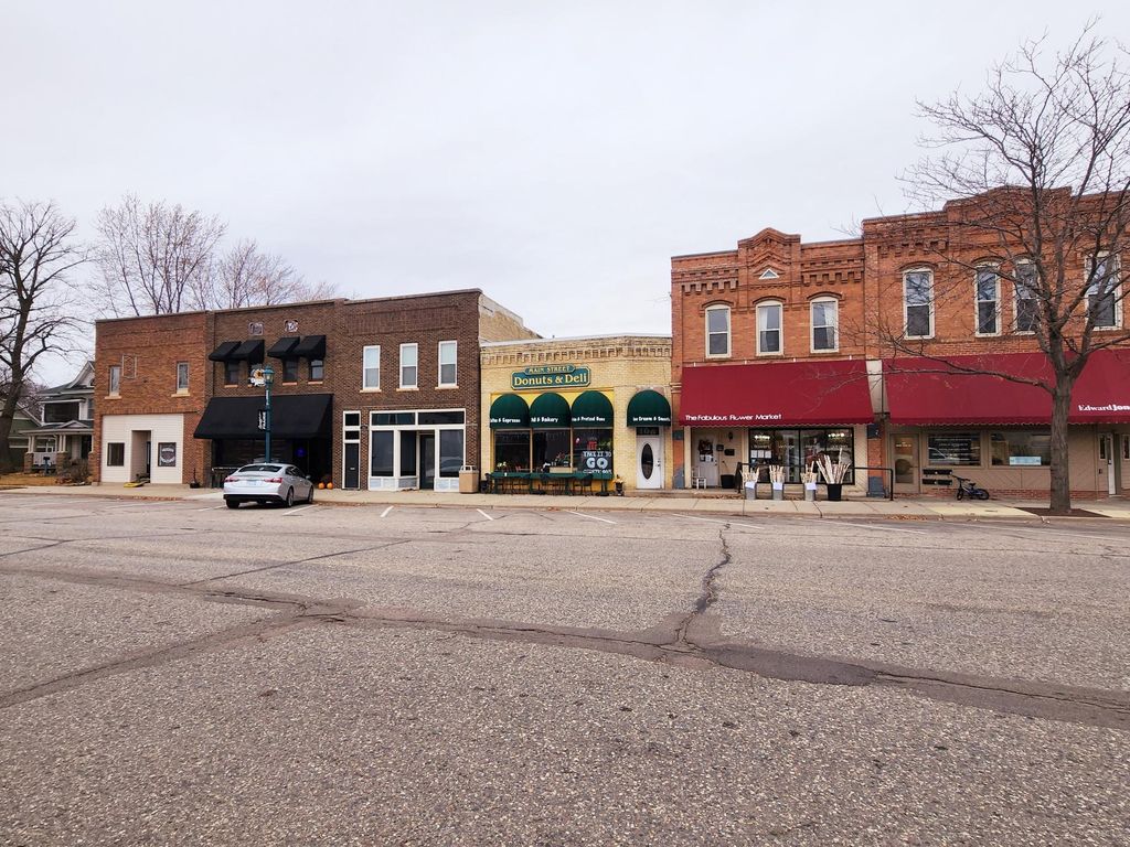 112 W Main Street, Belle Plaine, MN 56011 — photo 4