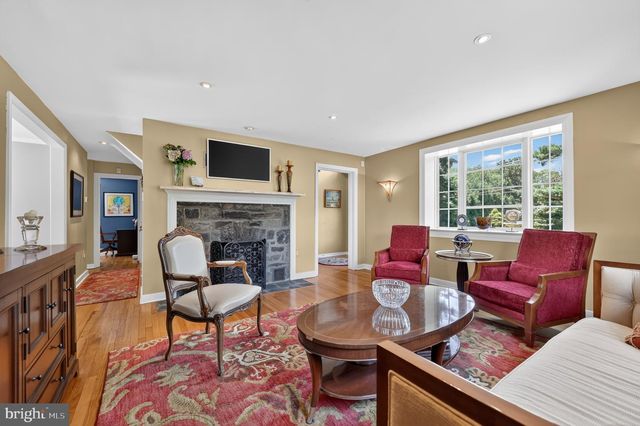 368 KING OF PRUSSIA RD, Wayne, PA 19087
