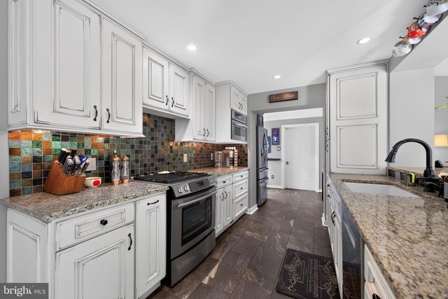 368 KING OF PRUSSIA RD, Wayne, PA 19087