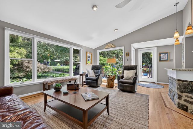 368 KING OF PRUSSIA RD, Wayne, PA 19087