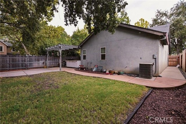 1422 Ridgebrook Way, Chico, CA 95928