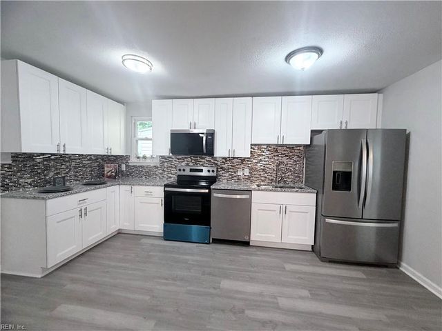 1617 Bill ST, Norfolk, VA 23518