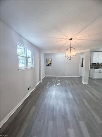 1617 Bill ST, Norfolk, VA 23518