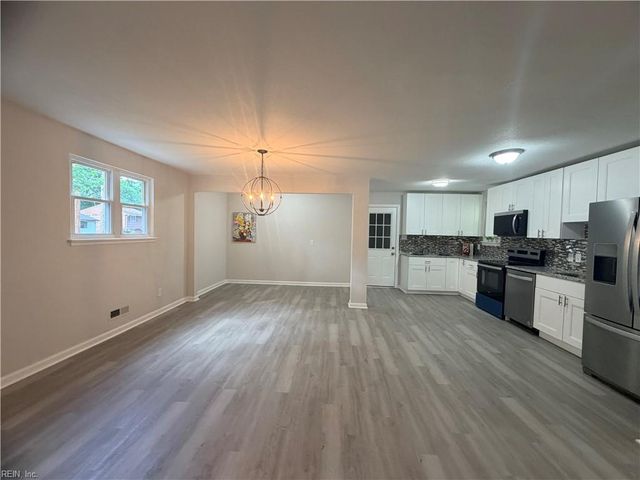 1617 Bill ST, Norfolk, VA 23518
