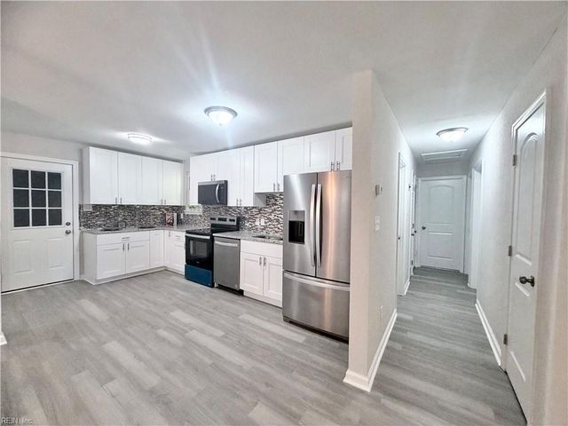 1617 Bill ST, Norfolk, VA 23518