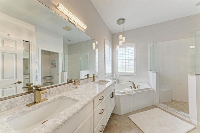 1920 COCONUT PALM CIRCLE, North Port, FL 34288