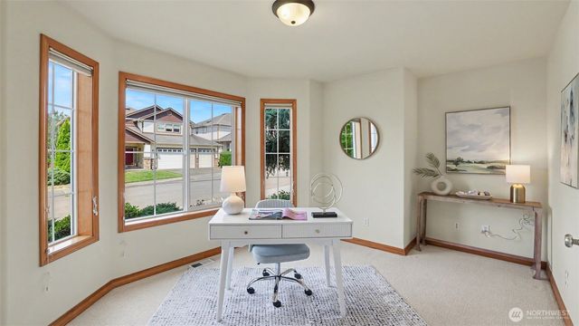 324 Quincy Avenue NE, Renton, WA 98059