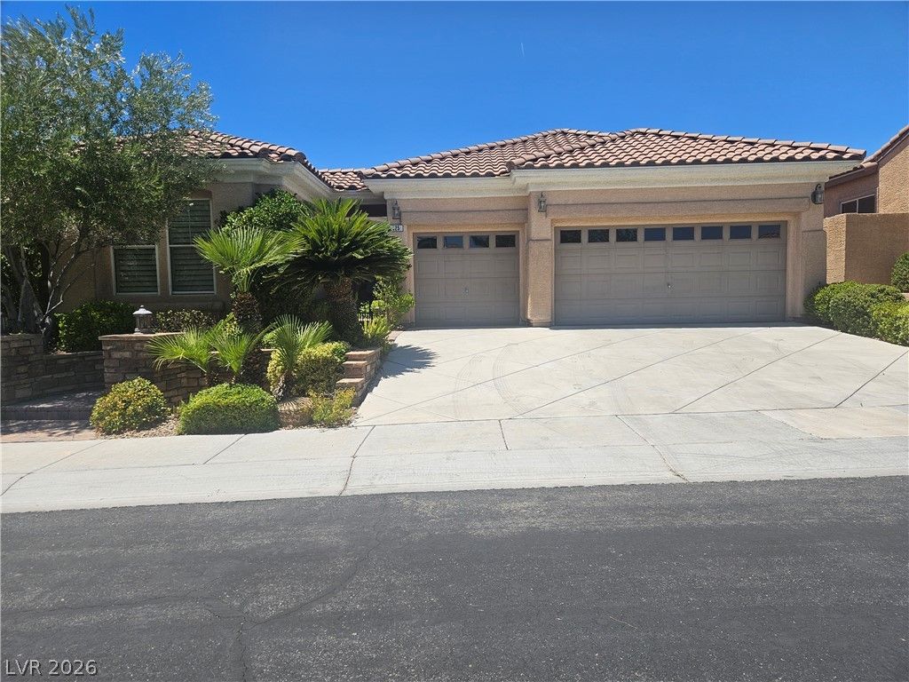 325 Corsicana Street, Las Vegas, NV 89138