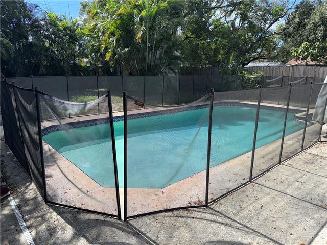 3110 W PRICE AVENUE, Tampa, FL 33611