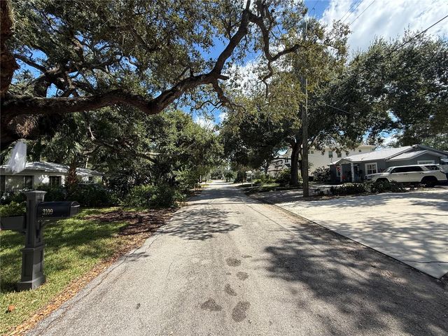 3110 W PRICE AVENUE, Tampa, FL 33611