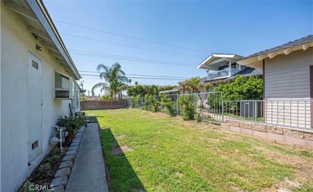 6205 N Hanlin, Azusa, CA 91702