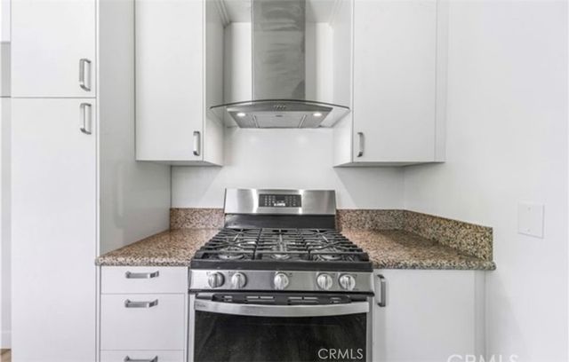 6205 N Hanlin, Azusa, CA 91702