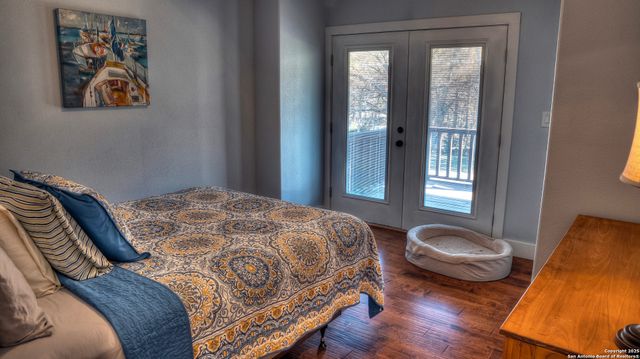 6454 N Us Highway 83, Leakey, TX 78873