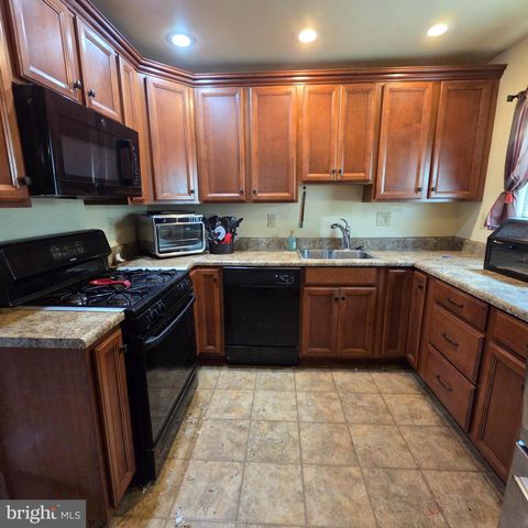 3451 YARDLEY DR, Baltimore, MD 21222