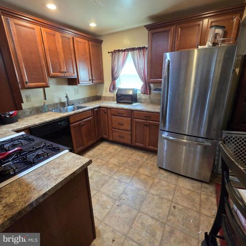 3451 YARDLEY DR, Baltimore, MD 21222