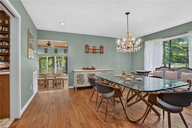 17 Whittakers Mill RD, Williamsburg, VA 23185